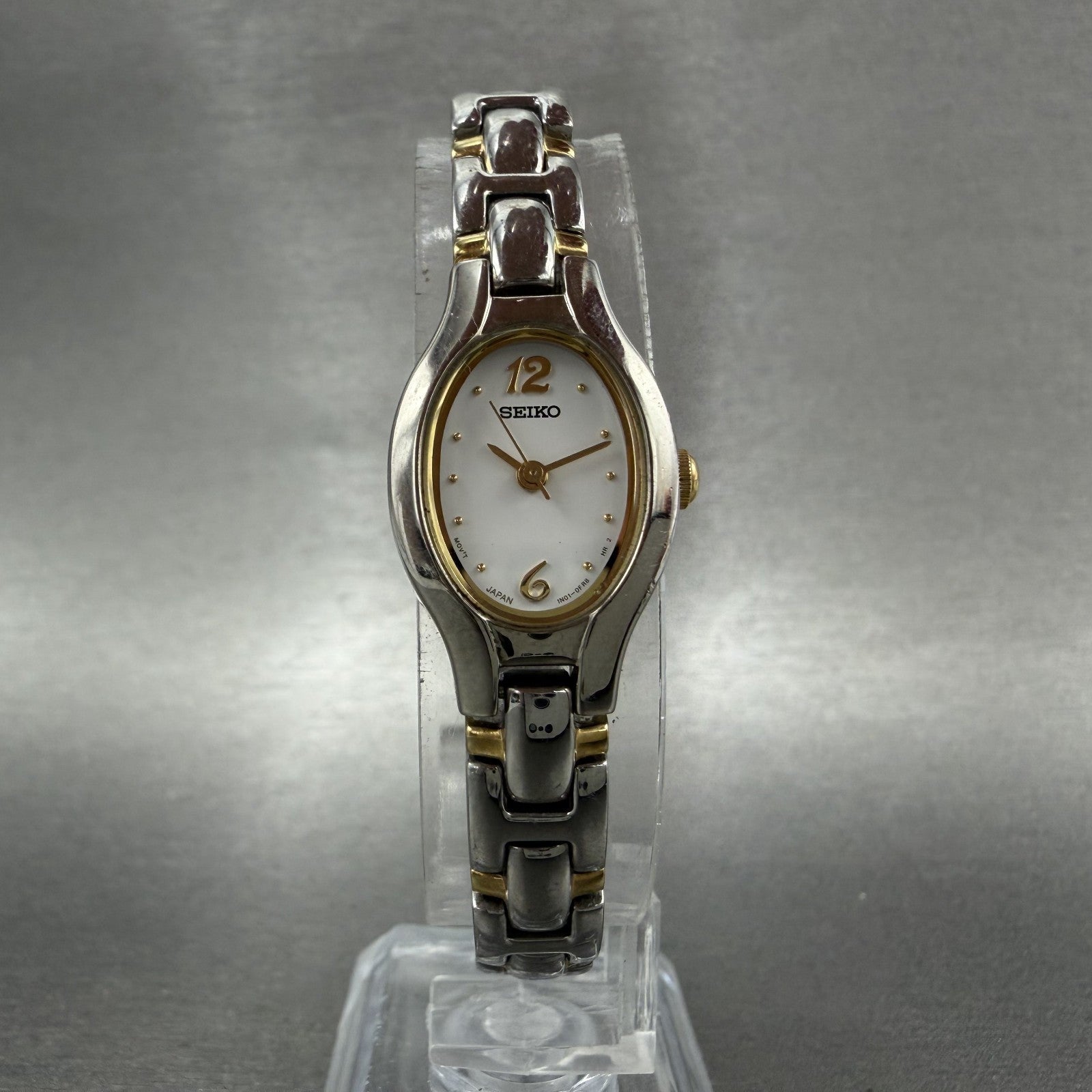 Seiko Watch Women 16mm White Dial Two Tone Oval VTG 1N010CT0 New Battery5