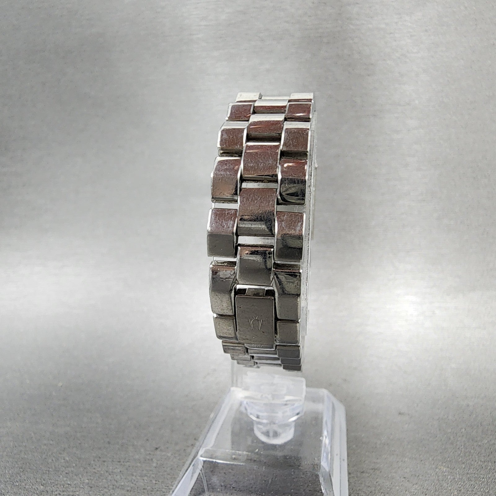 Bulova Tank Watch Women 15mm Silver Dial Silver Tone Rectangle 96L70 New Battery7