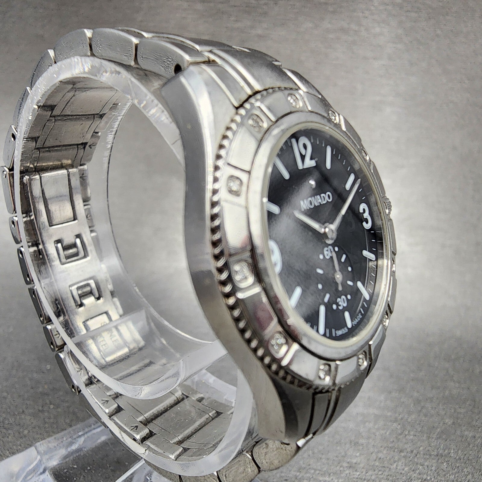 Movado Gentry Watch Women 28mm Black Dial Silver Tone Round 84 E9 1860 New Batt3