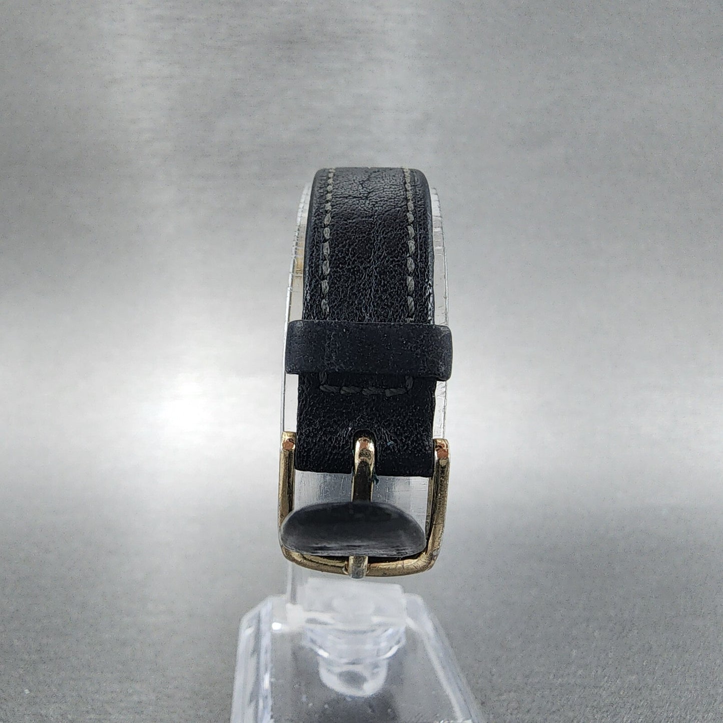 Seiko Tank Watch Women 20mm White Dial Gold Tone Rectangle 2Y015B09 New Battery7