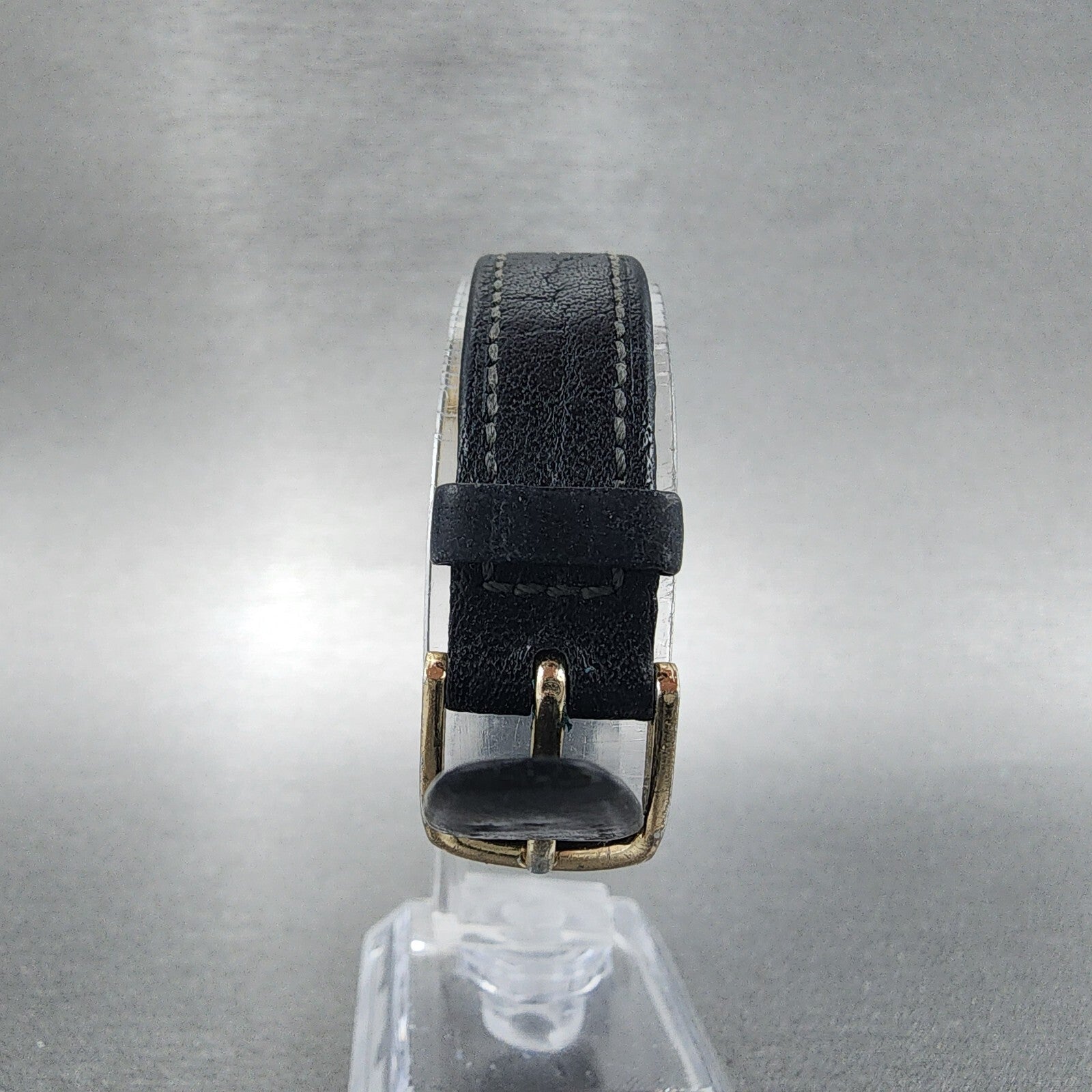 Seiko Tank Watch Women 20mm White Dial Gold Tone Rectangle 2Y015B09 New Battery7