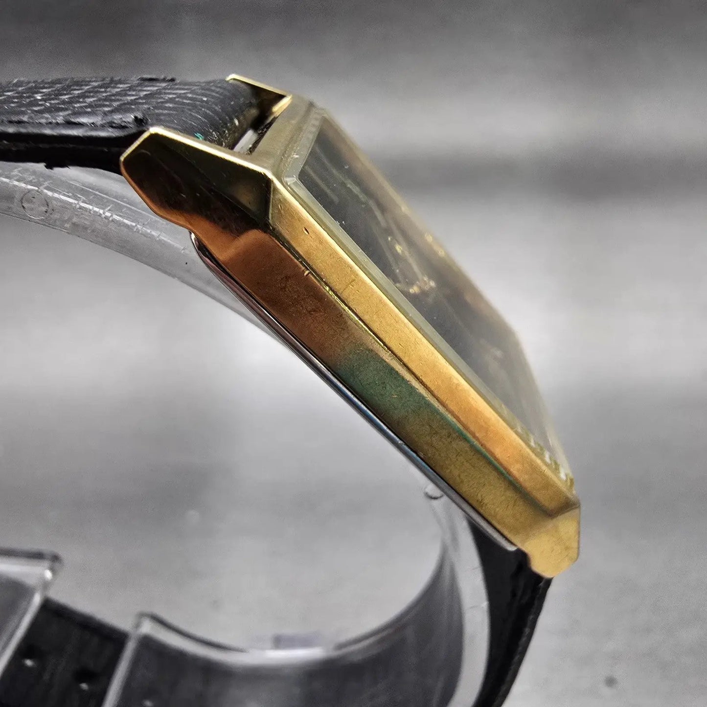Citizen CQ Watch Men 25mm Black Dial Gold Tone Rectangle 5130-K02627 New Battery3