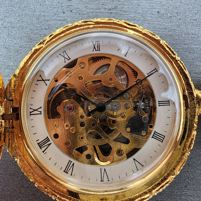 Skeleton Pocket Watch Men 47mm Skeleton Dial Gold Tone Mosaic Design Runs