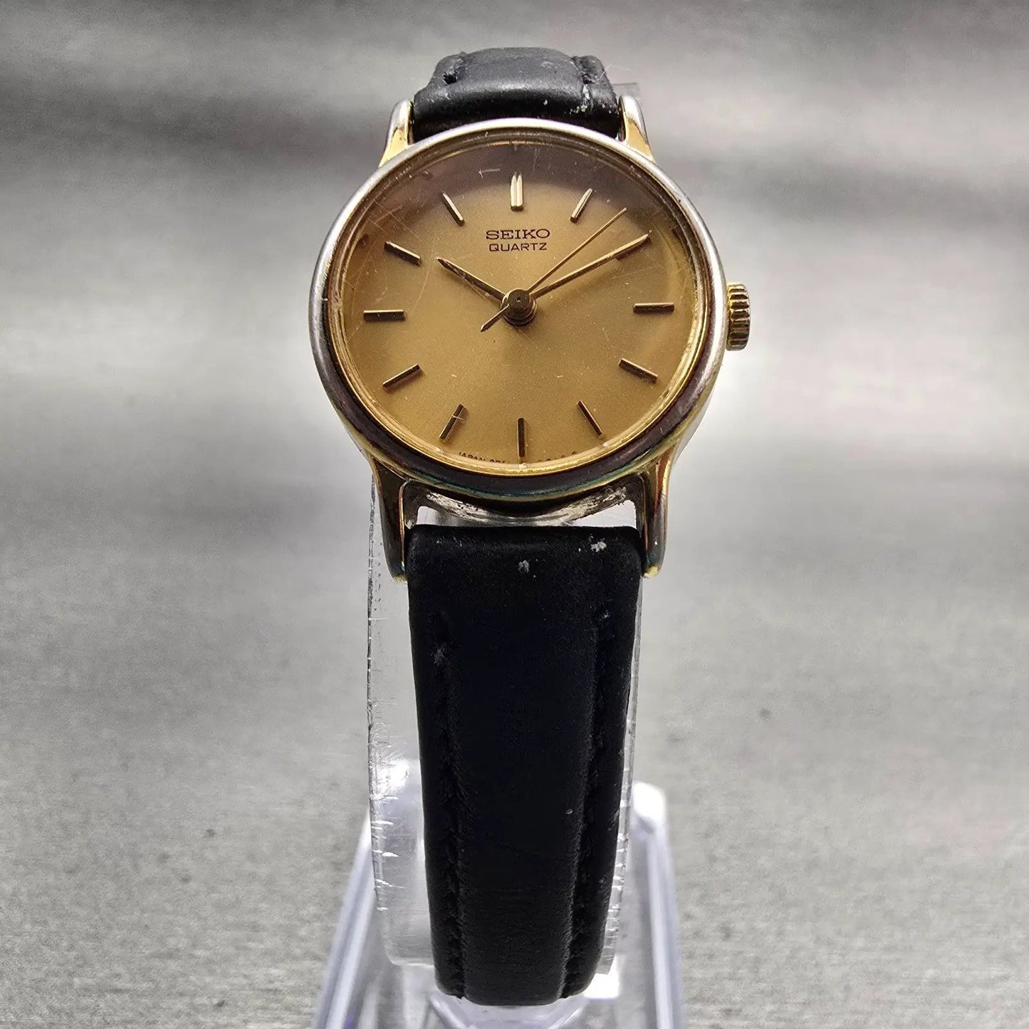 Seiko Watch Women 21mm Gold Dial Gold Tone Round 2B31-0010 New Battery Vintage5