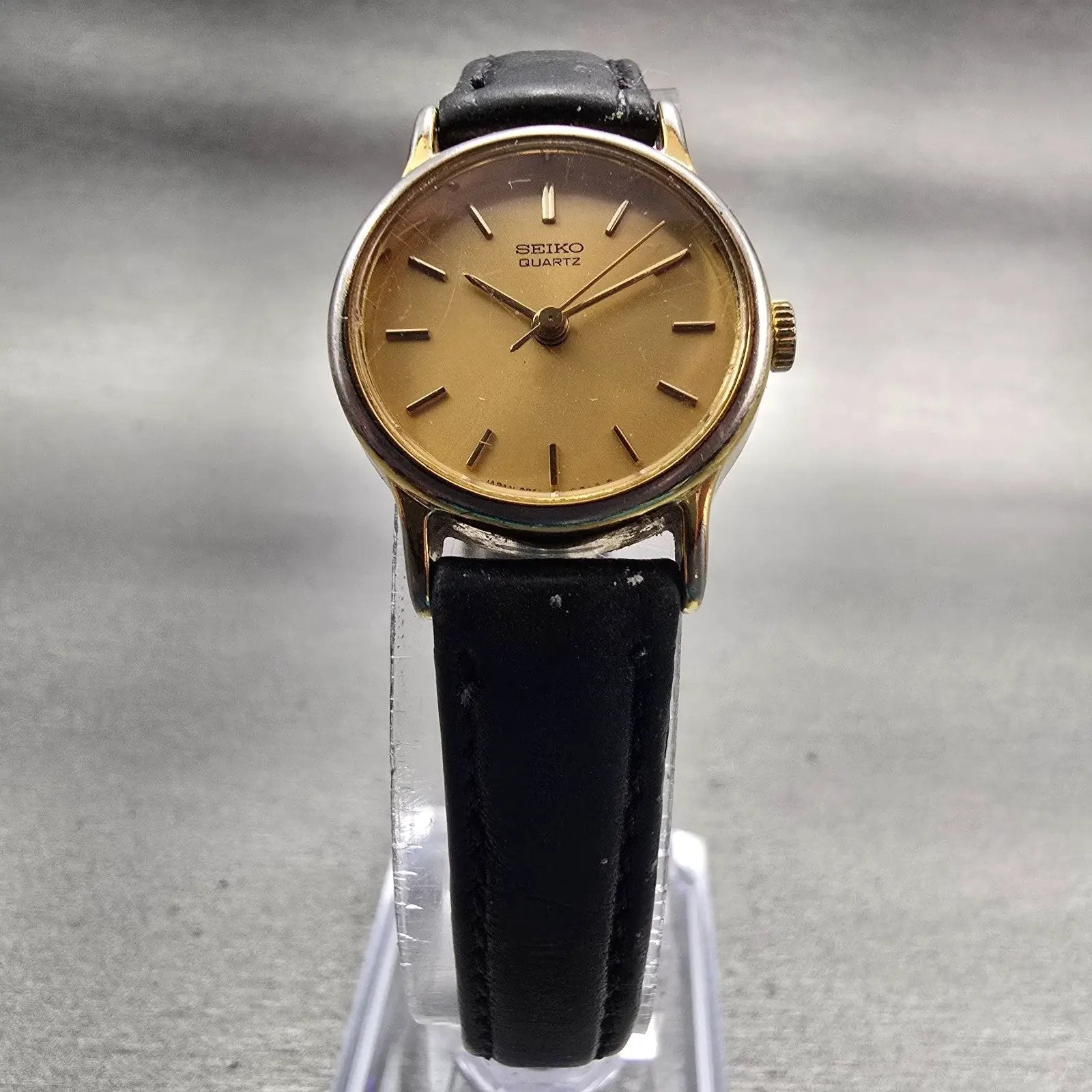 Seiko Watch Women 21mm Gold Dial Gold Tone Round 2B31-0010 New Battery Vintage5