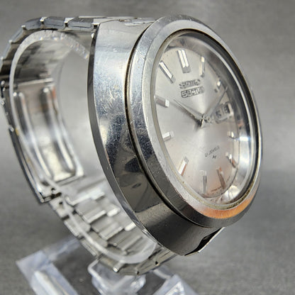 Seiko 5 Actus Watch Men 41mm Silver Dial Silver Tone Daydate 7019-7020 Runs