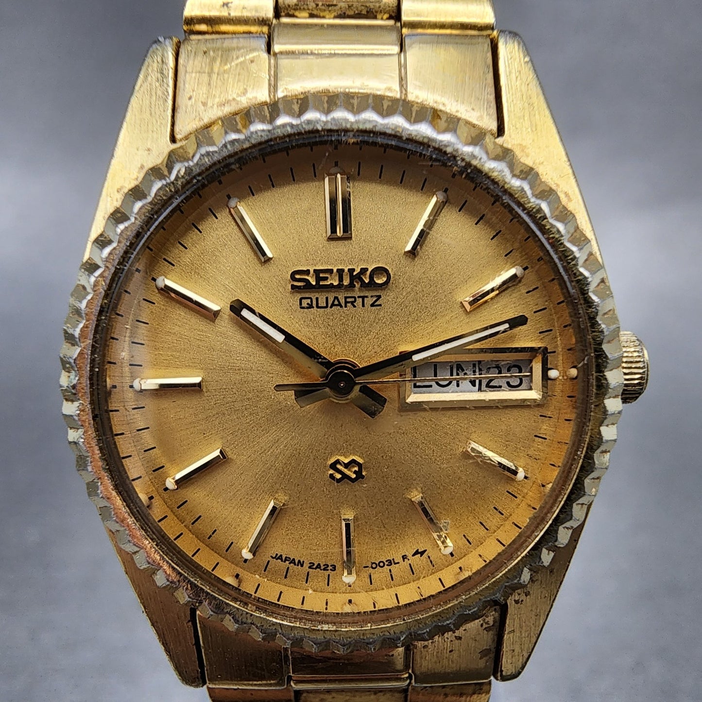 Seiko SQ Watch Women 25mm Gold Dial Gold Tone Daydate Round 2A230039 NewBat VTG1