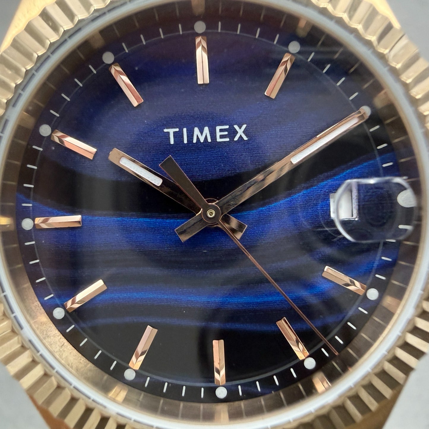 Timex Waterbury Legacy Watch Women Blue Dial Rose Gold Tone Date Round New Batt1