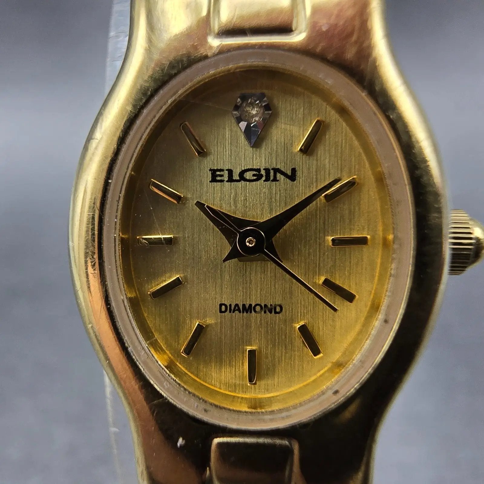 Elgin Watch Women 17mm Gold Dial Gold Tone Oval Bracelet EL 320 New Battery1