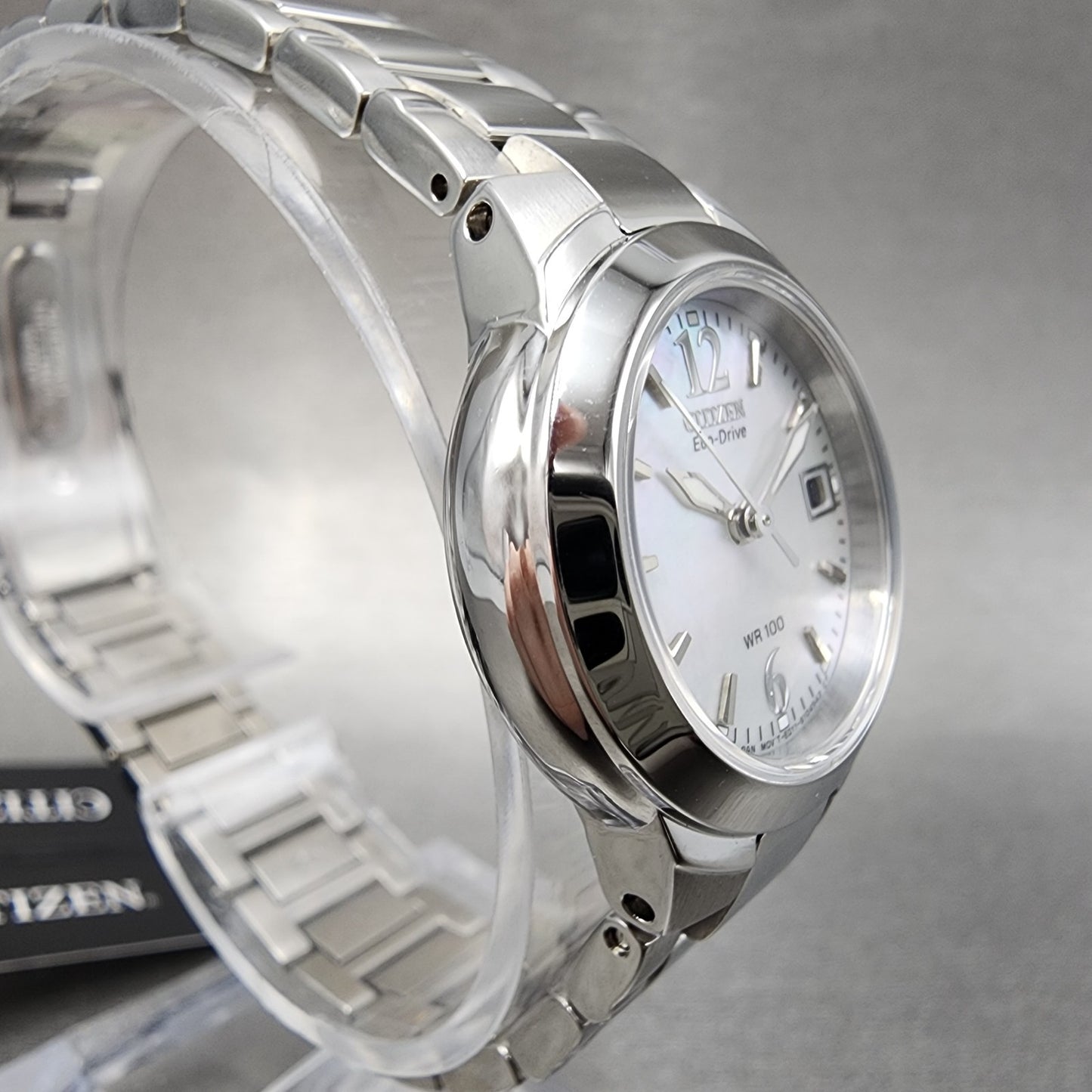 Citizen EcoDrive Chandler Watch Women 26mm MOP Dial Steel Date Round Works3