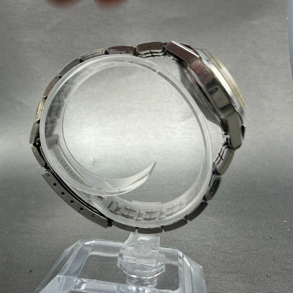 Citizen Date Star Watch Women 26mm Silver Dial Silver Tone Manual 4-530217K Runs8