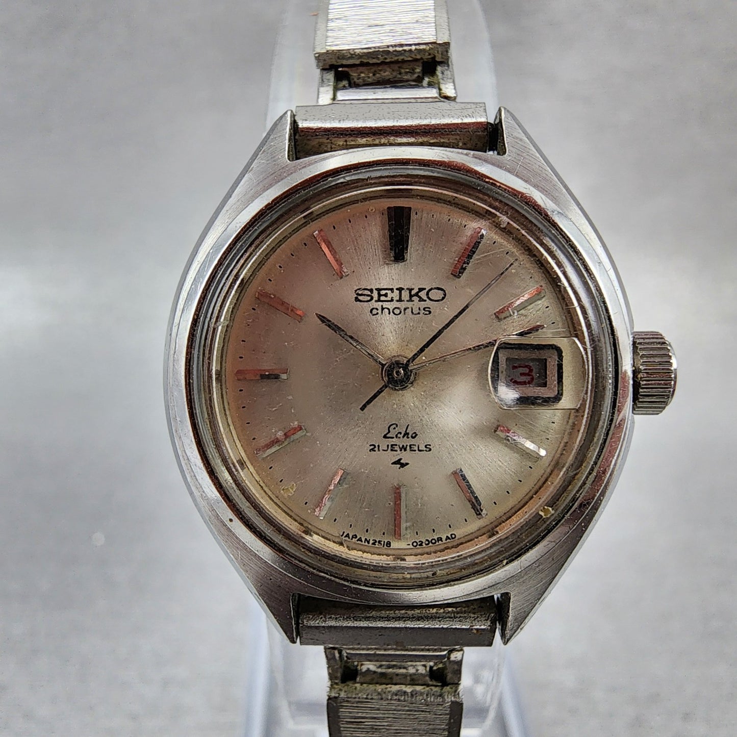 Seiko Chorus Watch Women 25mm Silver Dial Silver Tone Date Manual Wind Runs VTG1