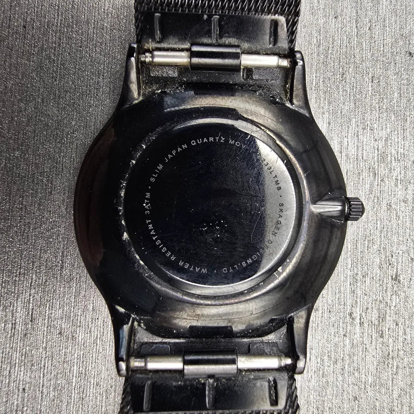 Skagen Watch Men 34mm Black Dial Black Tone Titanium Round 233LTMB New Battery10