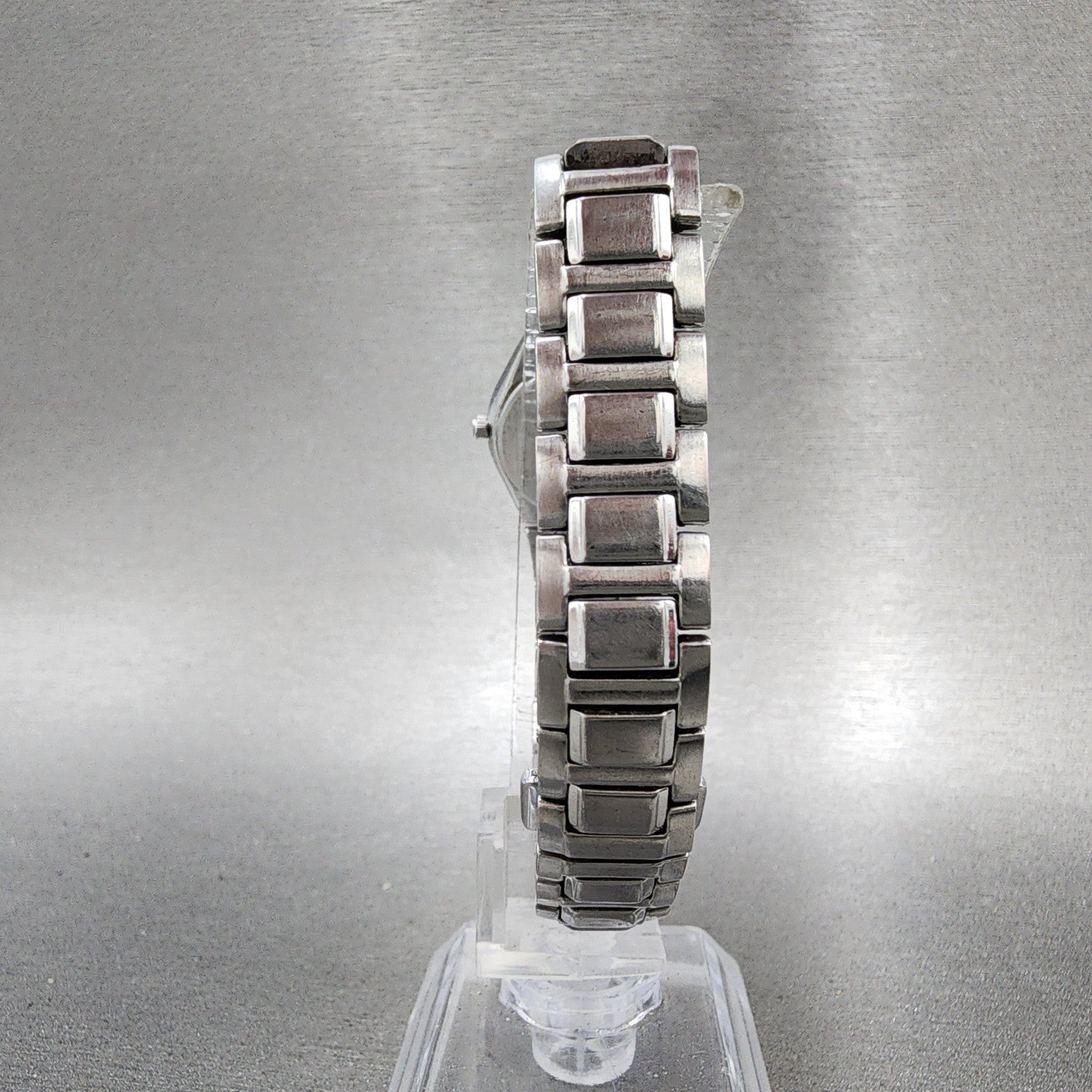 Seiko Watch Women 22mm Black Dial Silver Tone Round 1n000ls0 New Battery7