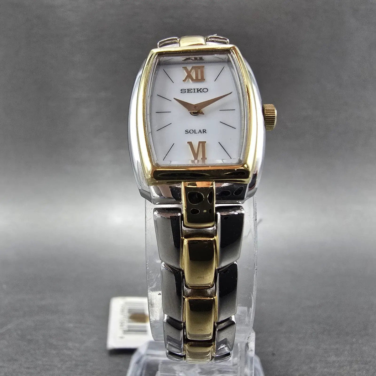 Seiko Solar Watch Women 18mm White Dial Two Tone Rectangle V115-0AA0 Works5
