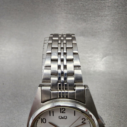 Citizen Q&Q Watch Women 26mm White Dial Silver Tone Round New Battery4