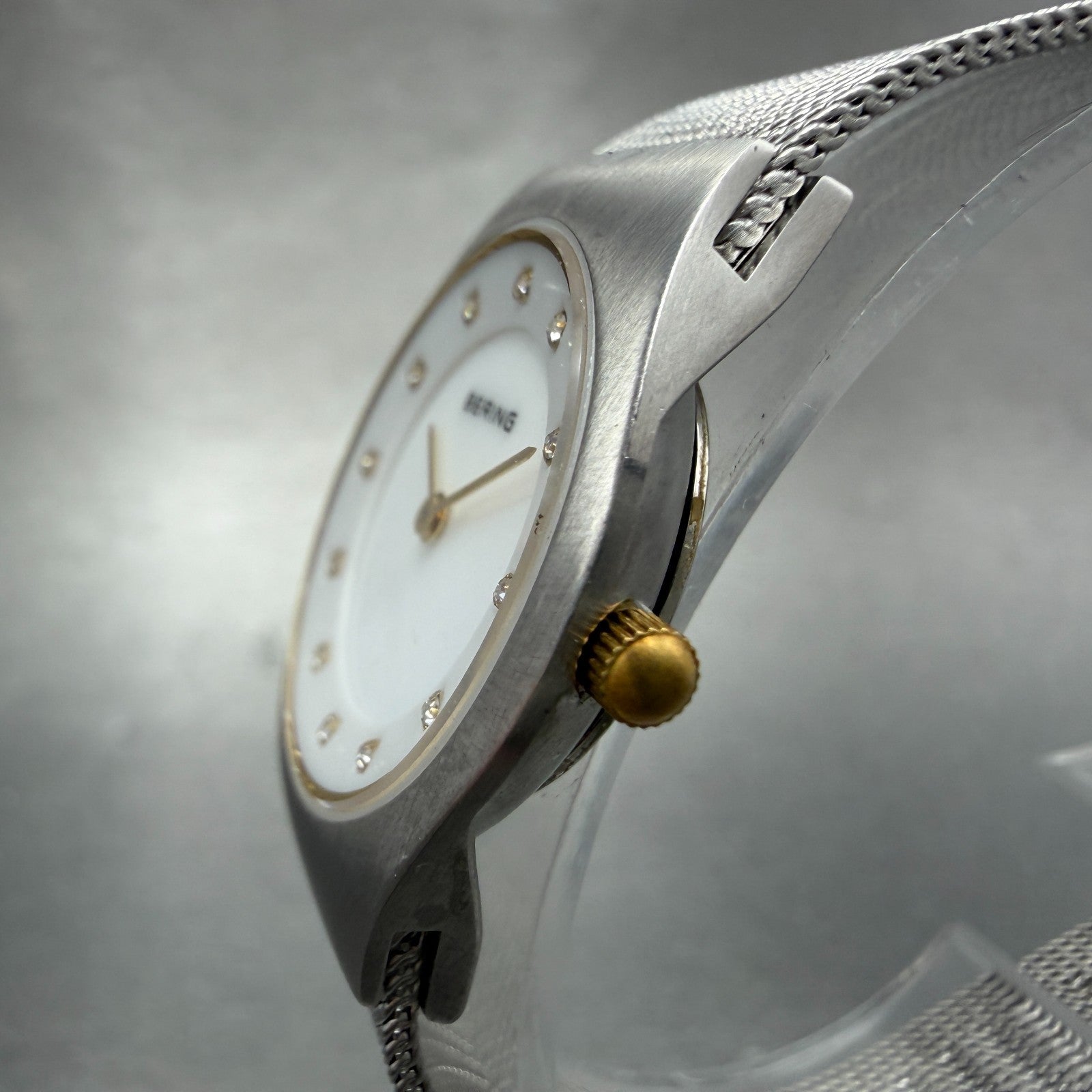 Bering Watch Women 27mm MOP Dial Silver Tone Mesh Band 11927-004 Round New batt2