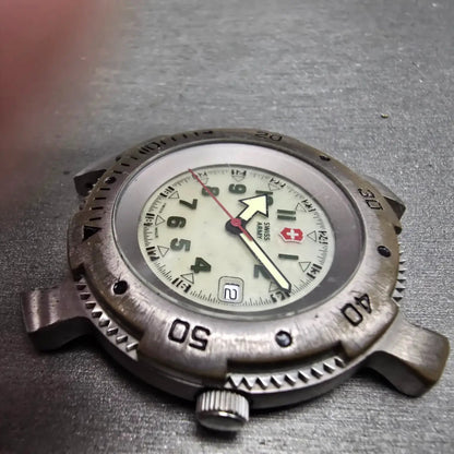 Victorinox Swiss Army Sportline Watch Men 40mm White Dial Silver Date PARTS SWER7