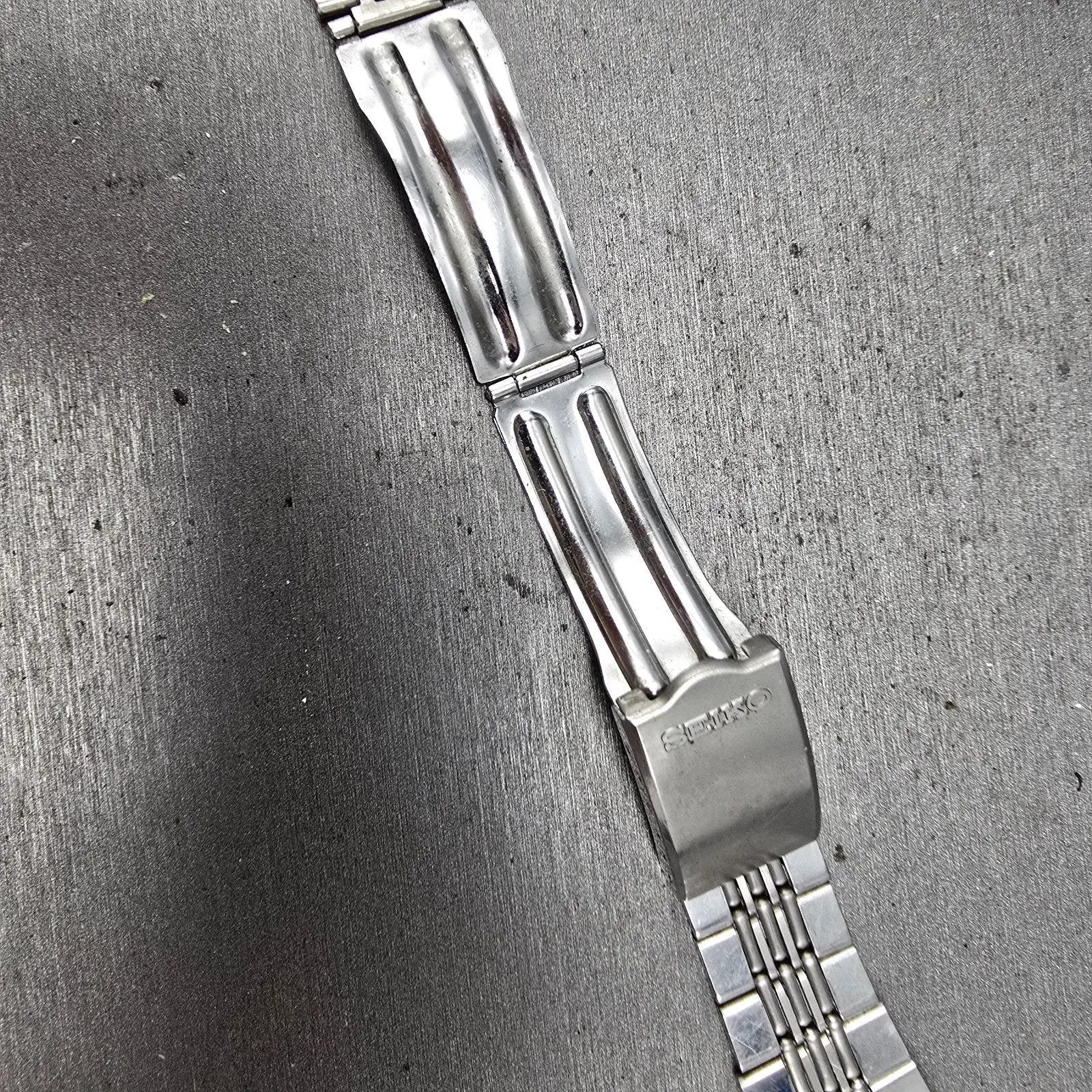 Seiko Beads Of Rice Bracelet 20mm Stainless Steel Silver Tone Tri Folding Clasp10