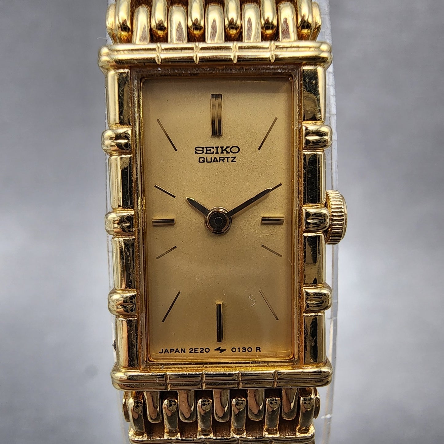 Seiko Tank Watch Women 12mm Champagne Dial Gold Tone 2e205079 New Battery1