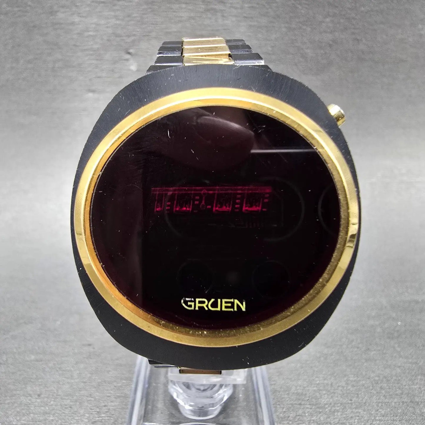 Gruen RED LED Watch Men 38mm Black Gold Tone Vintage PARTS0