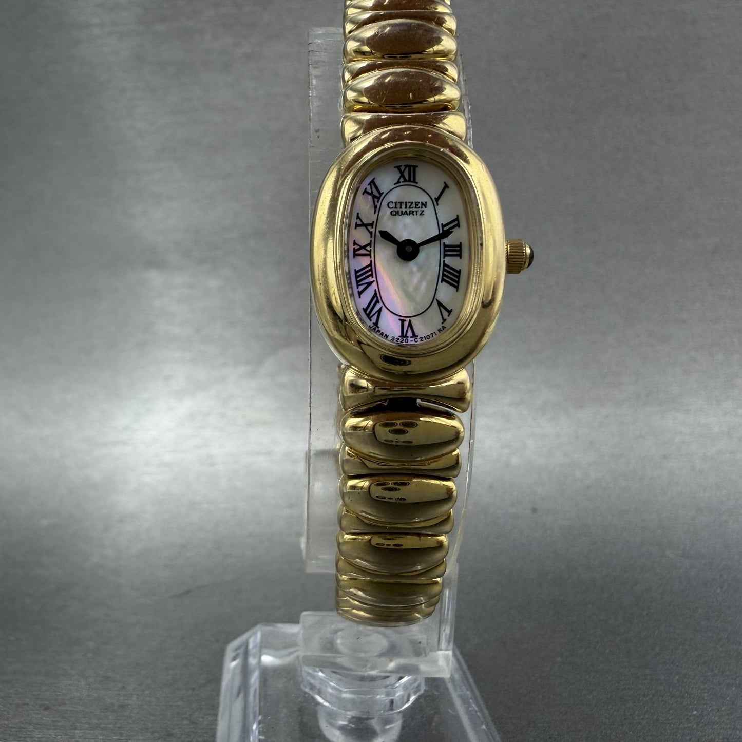 Citizen Watch Women 17mm MOP Dial Gold Tone Oval 3220327365 New Battery5