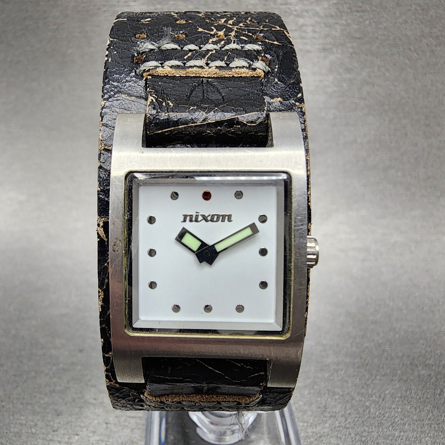 Nixon The Lizzie Watch Women 22mm White Dial Steel Leather Band New Battery0
