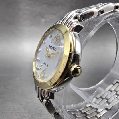 Seiko Solar Watch Women 24mm MOP Dial Two Tone Round V115-0CL0 Runs Crystals2