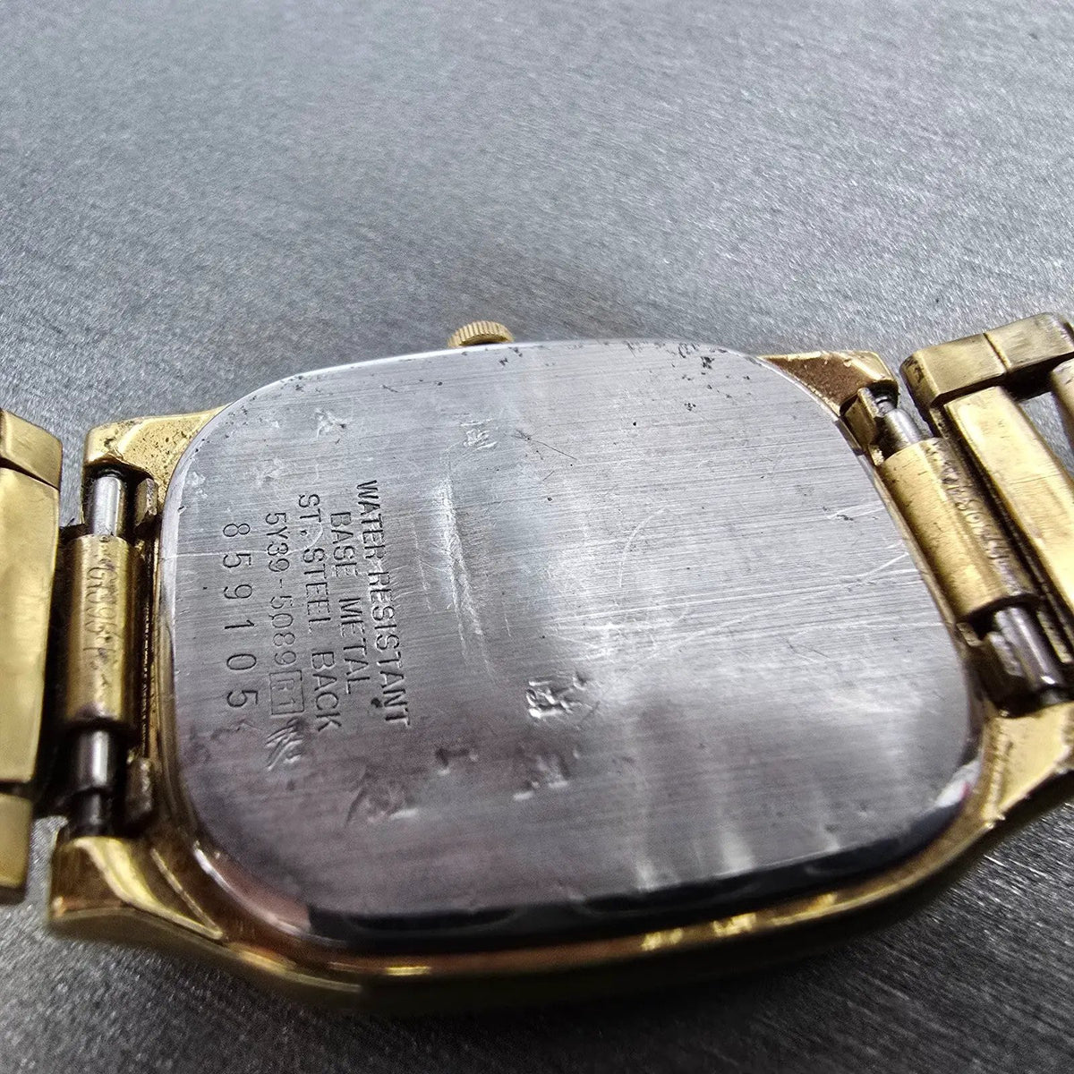 Seiko Tank Watch Men 30mm Gold Dial Gold Tone Rectangle 5y39-5089 PARTS JP10