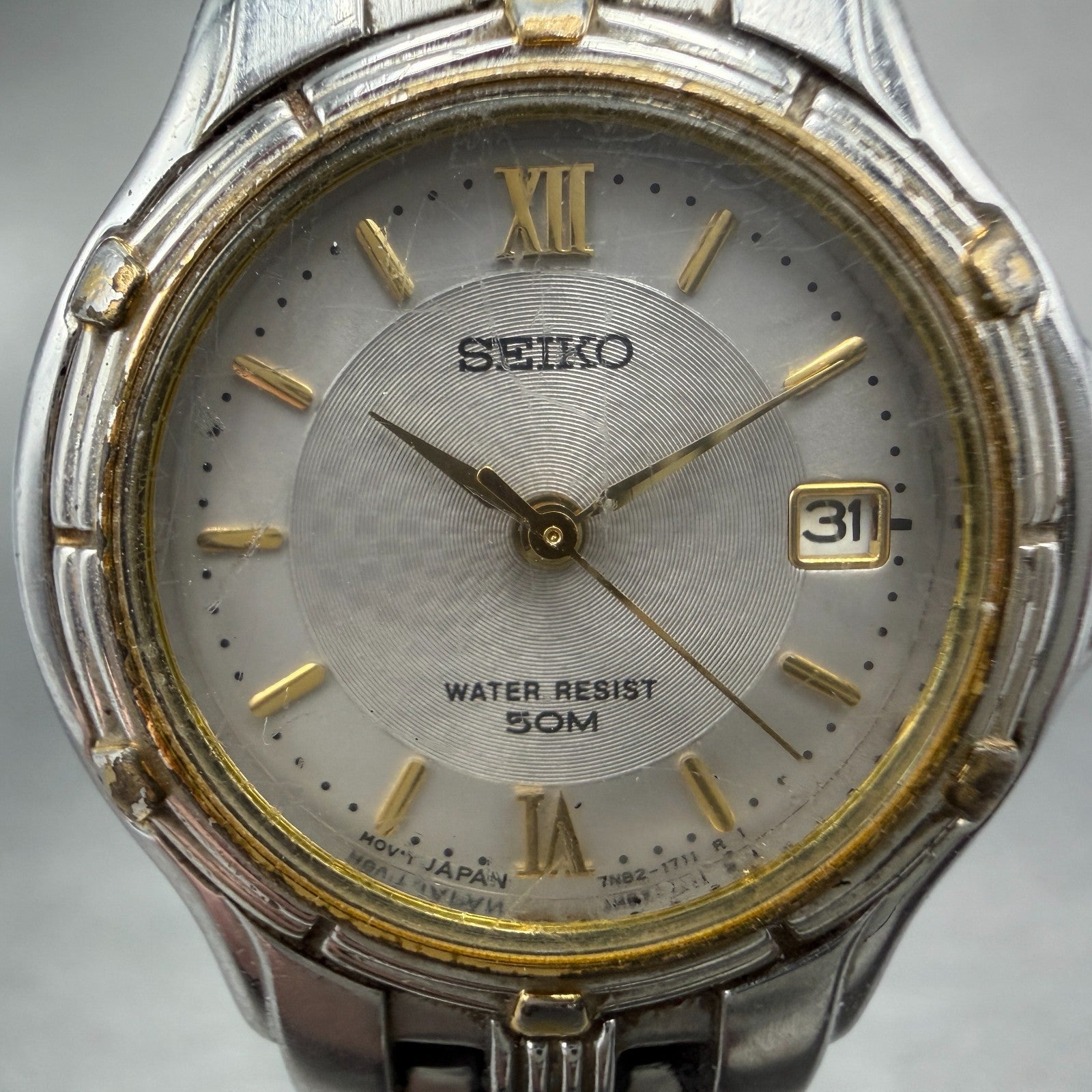Seiko Watch Women 26mm Silver Dial Two Tone Date Round 7N82-0789 New Battery1