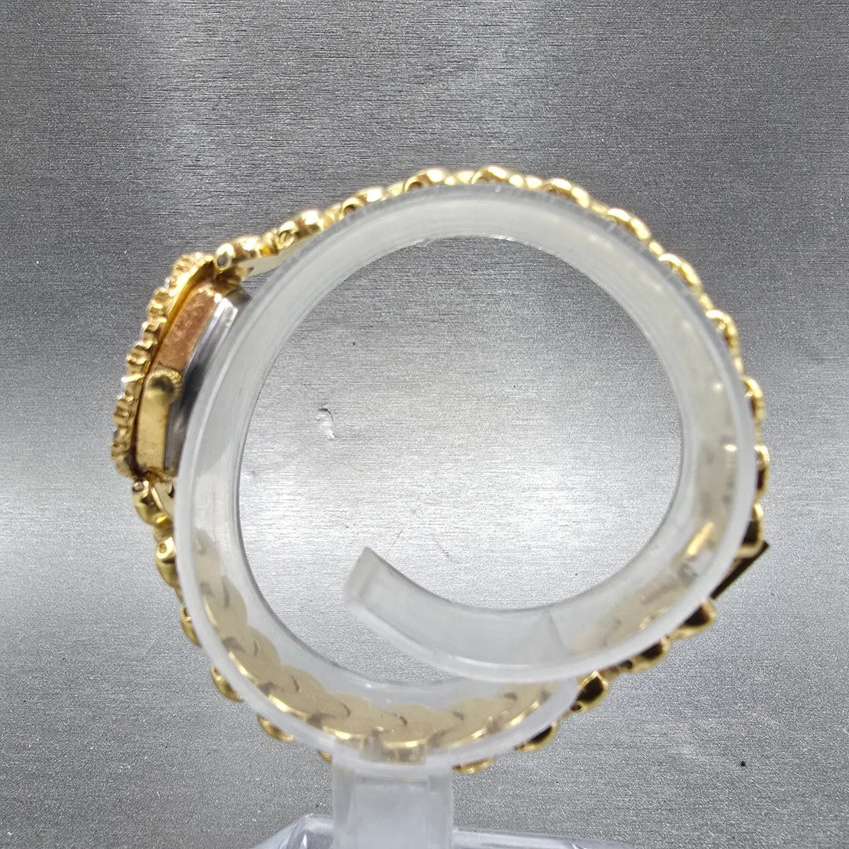 Unbranded Watch Women 17mm White Dial Gold Tone Gem Set Bezel Oval New Battery6