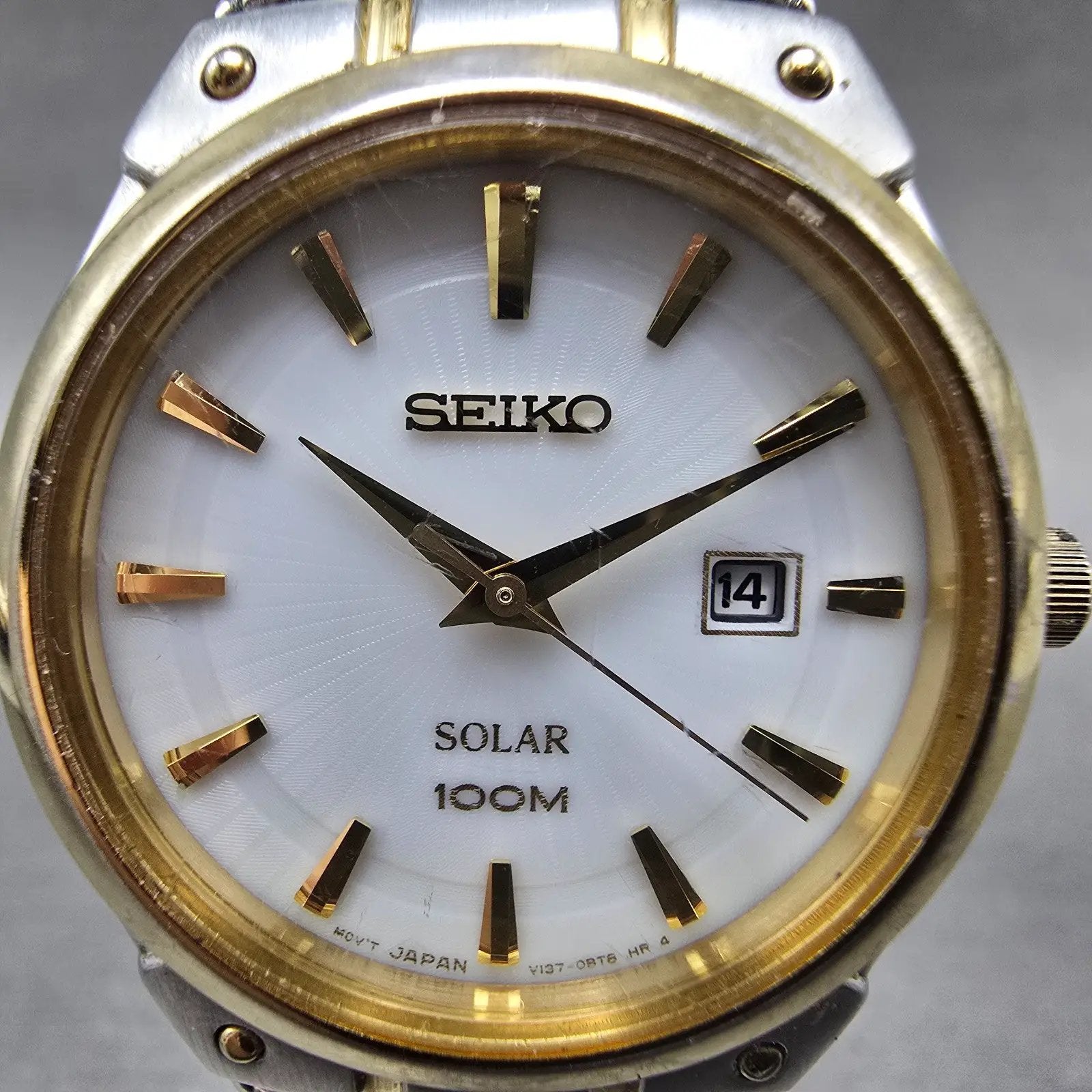 Seiko Solar Watch Women 30mm White Dial Two Tone Date READ!!!!!!! V137-0AX0 Runs1