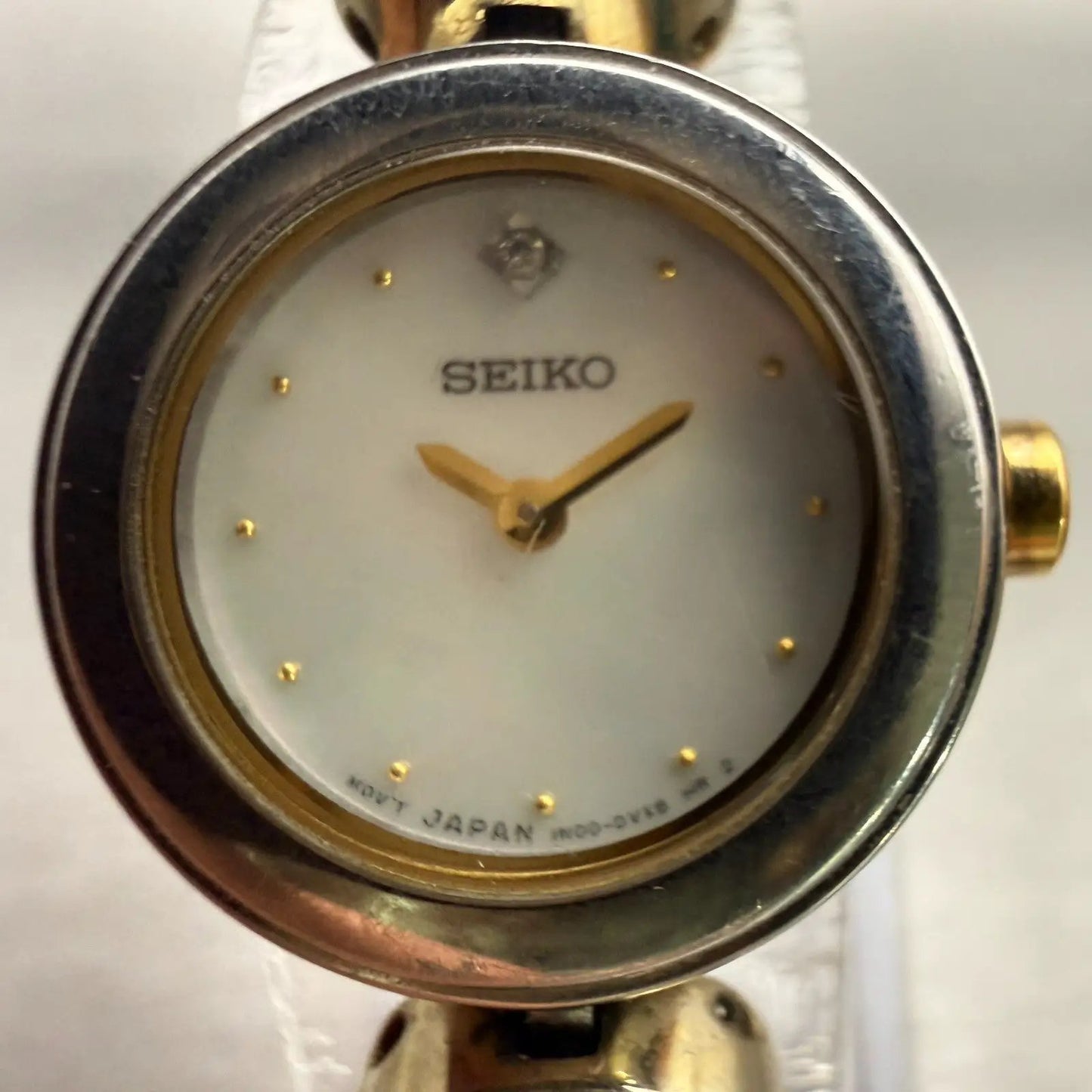 Seiko Watch Women 20mm MOP Dial Two Tone Round 1N00-0MV0 New Battery Vintage1