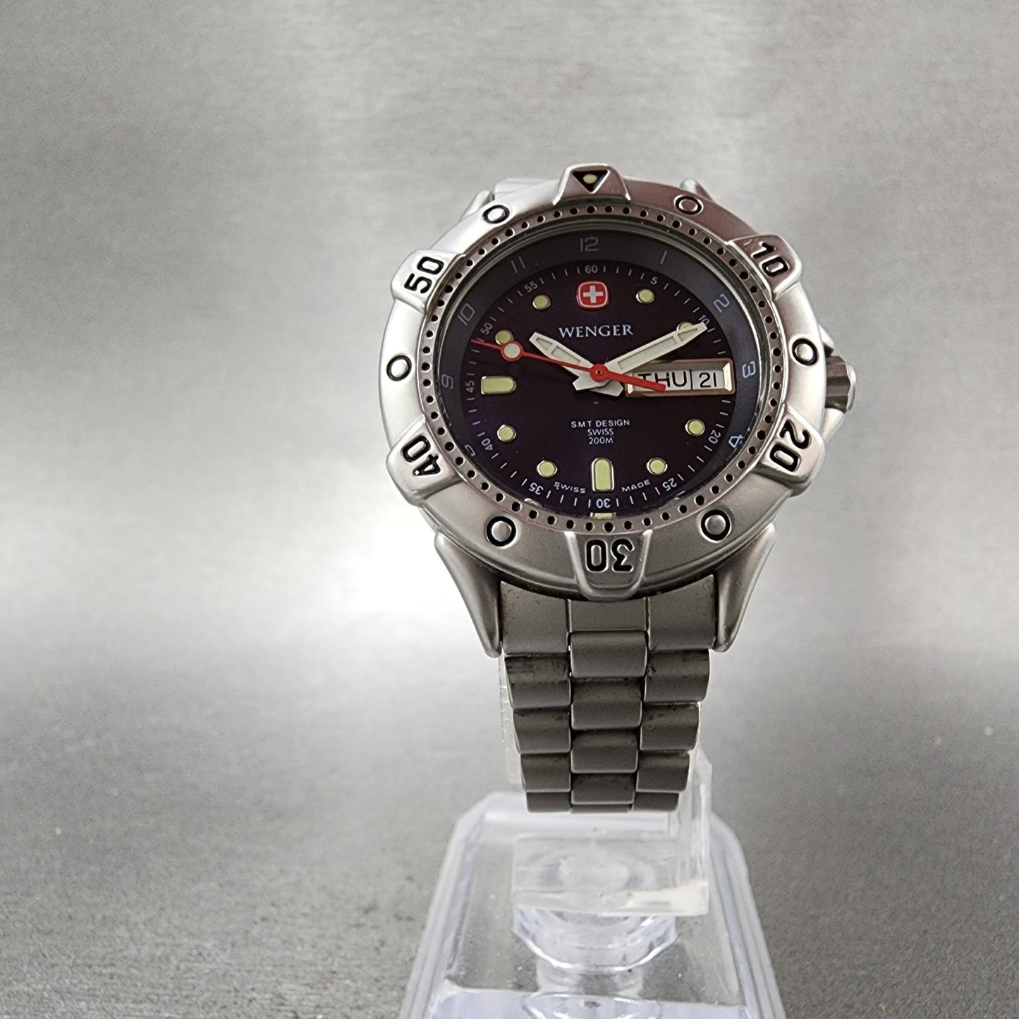 Wenger SMT Dive Watch Women 30mm Blue Dial Steel Daydate Round 091.0654 New Batt5