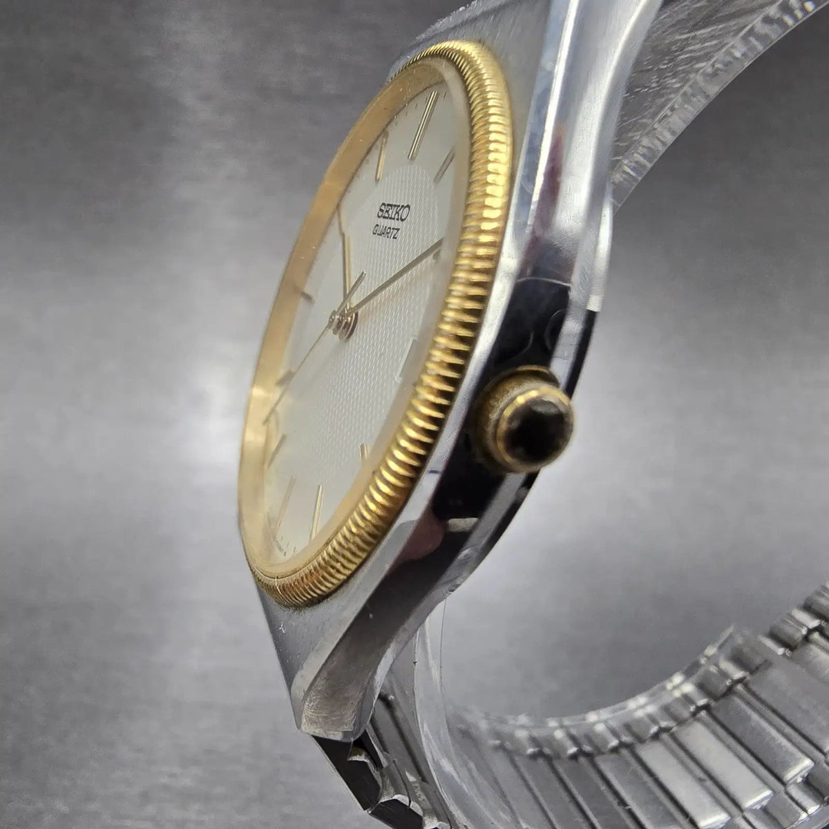 Seiko Watch Men 33mm Silver Dial Two Tone Date Round 6432-7019 PARTS3