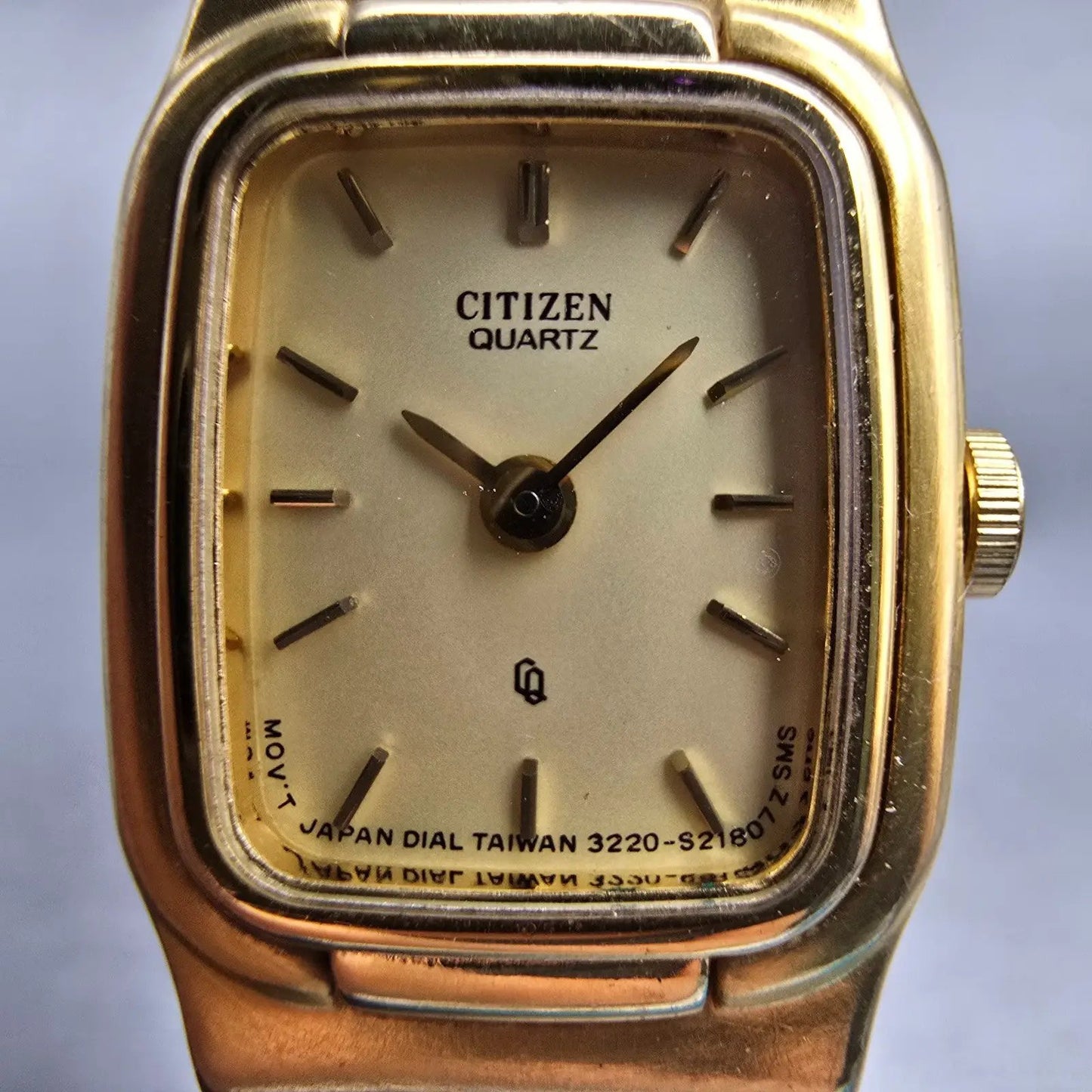 Citizen CQ Watch Women 17mm Champagne Dial Gold Tone 3220-S60228 New Battery VTG1