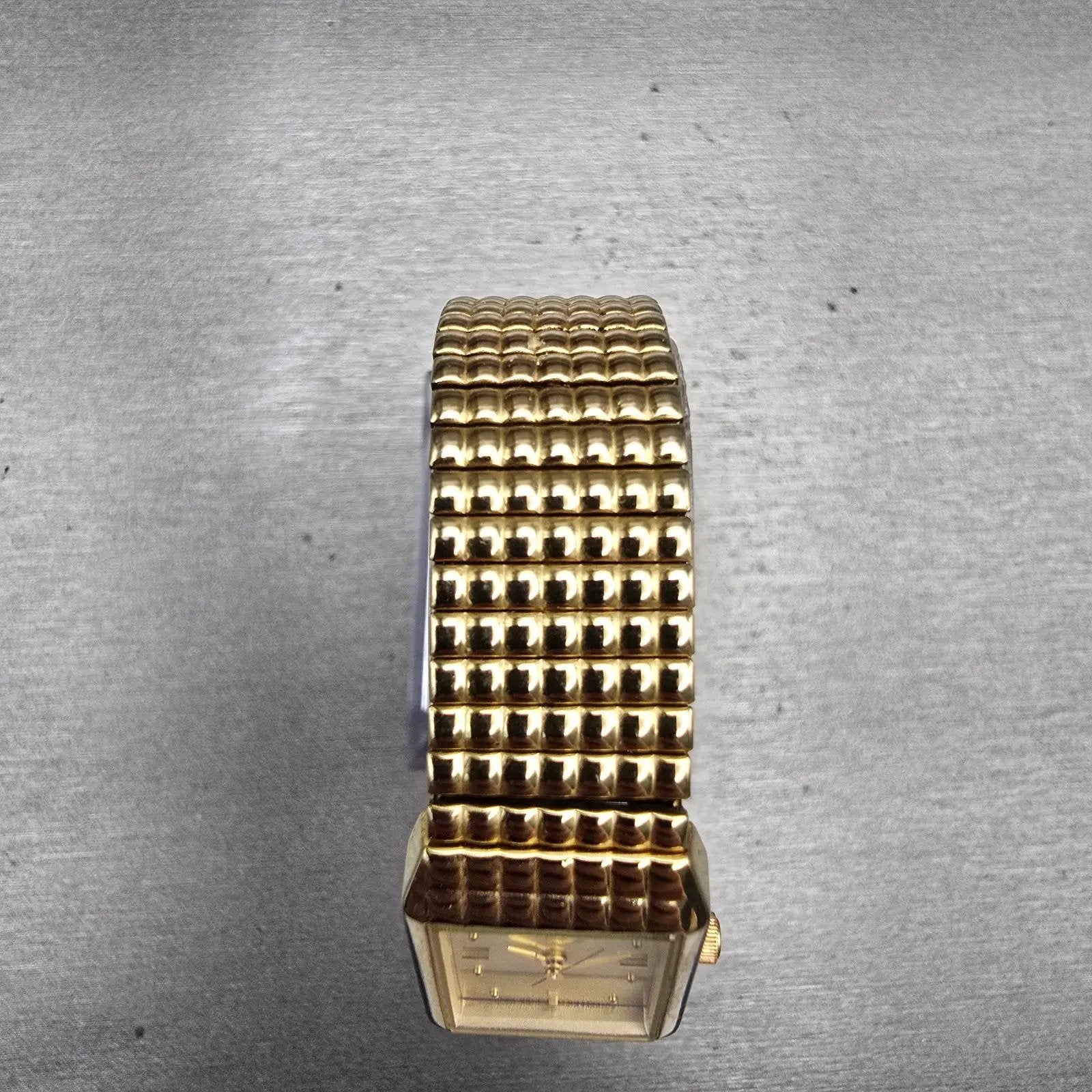 Citizen Watch Women 17mm Gold Dial Gold Tone Rectangle 5930-S99159 New Battery4