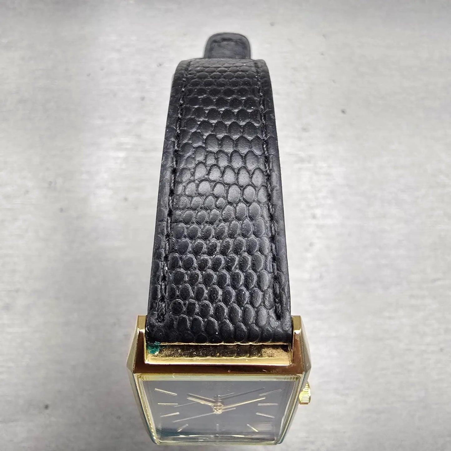 Citizen CQ Watch Men 25mm Black Dial Gold Tone Rectangle 5130-K02627 New Battery4
