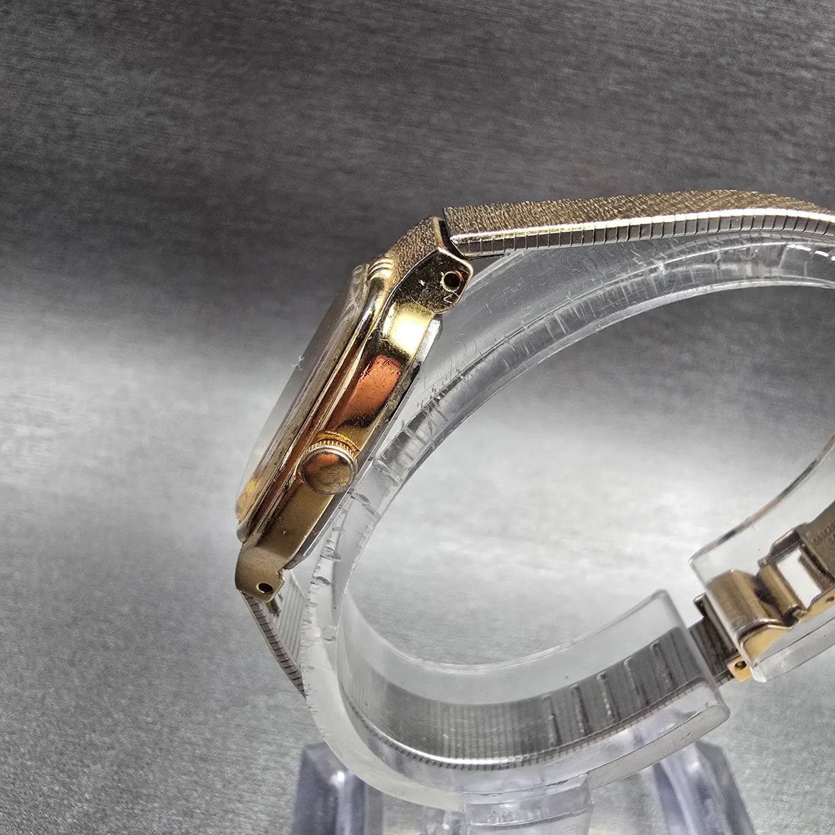 Citizen Watch Women 17mm Champagne Dial Gold Tone Oval 3220-949412 New Battery2