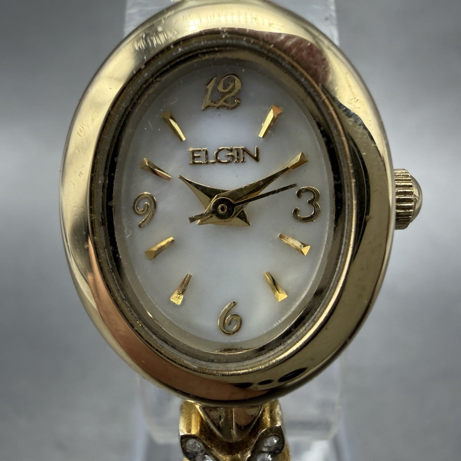Elgin Watch Women 18mm MOP Dial Gold Tone Oval Ruby Diamond Bezel New Battery AB1