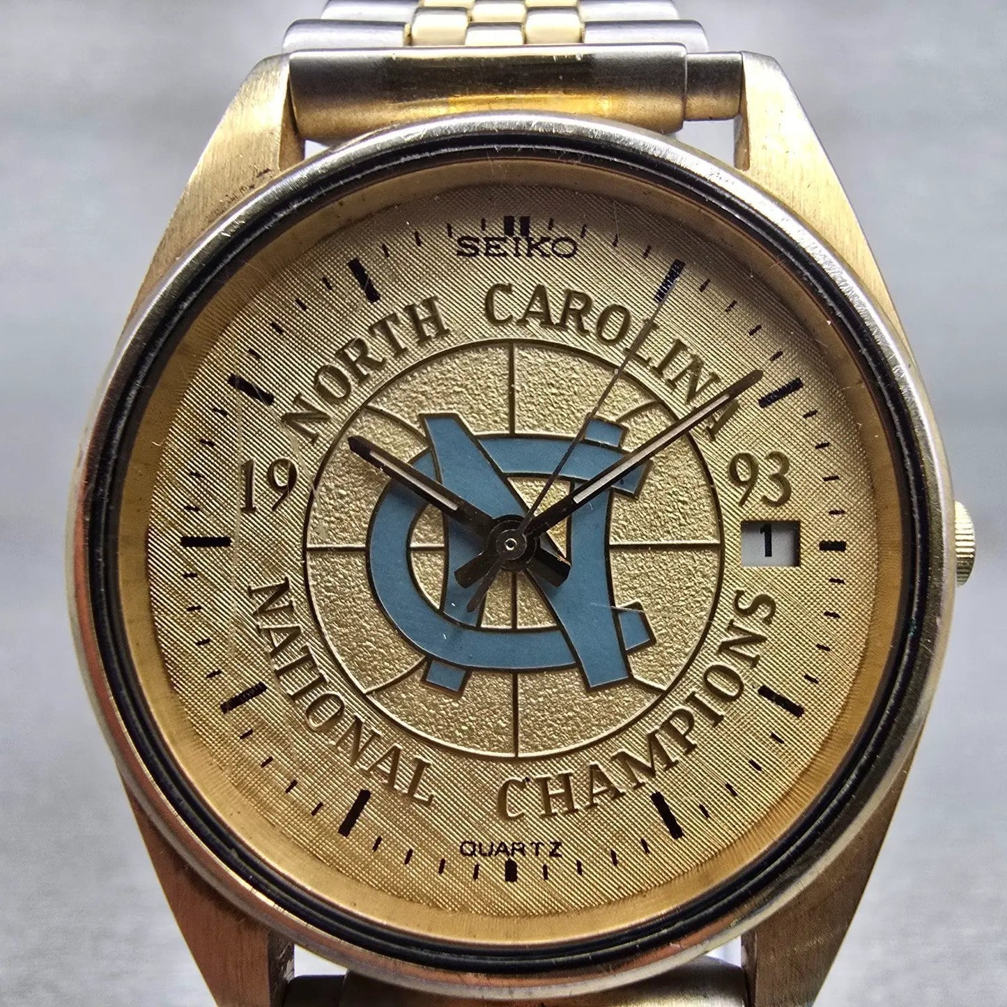 Seiko North Carolina Watch Men 40mm Champagne Dial Date 5Y23-8A19 New Battery1