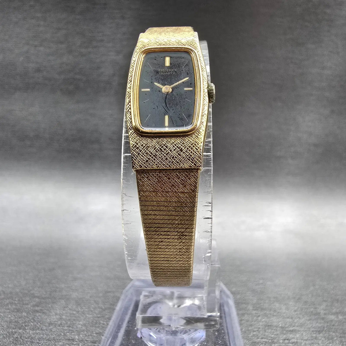 Seiko Watch Women 13mm Black Dial Gold Tone Rectangle 2E20-6139 New Battery VTGL5