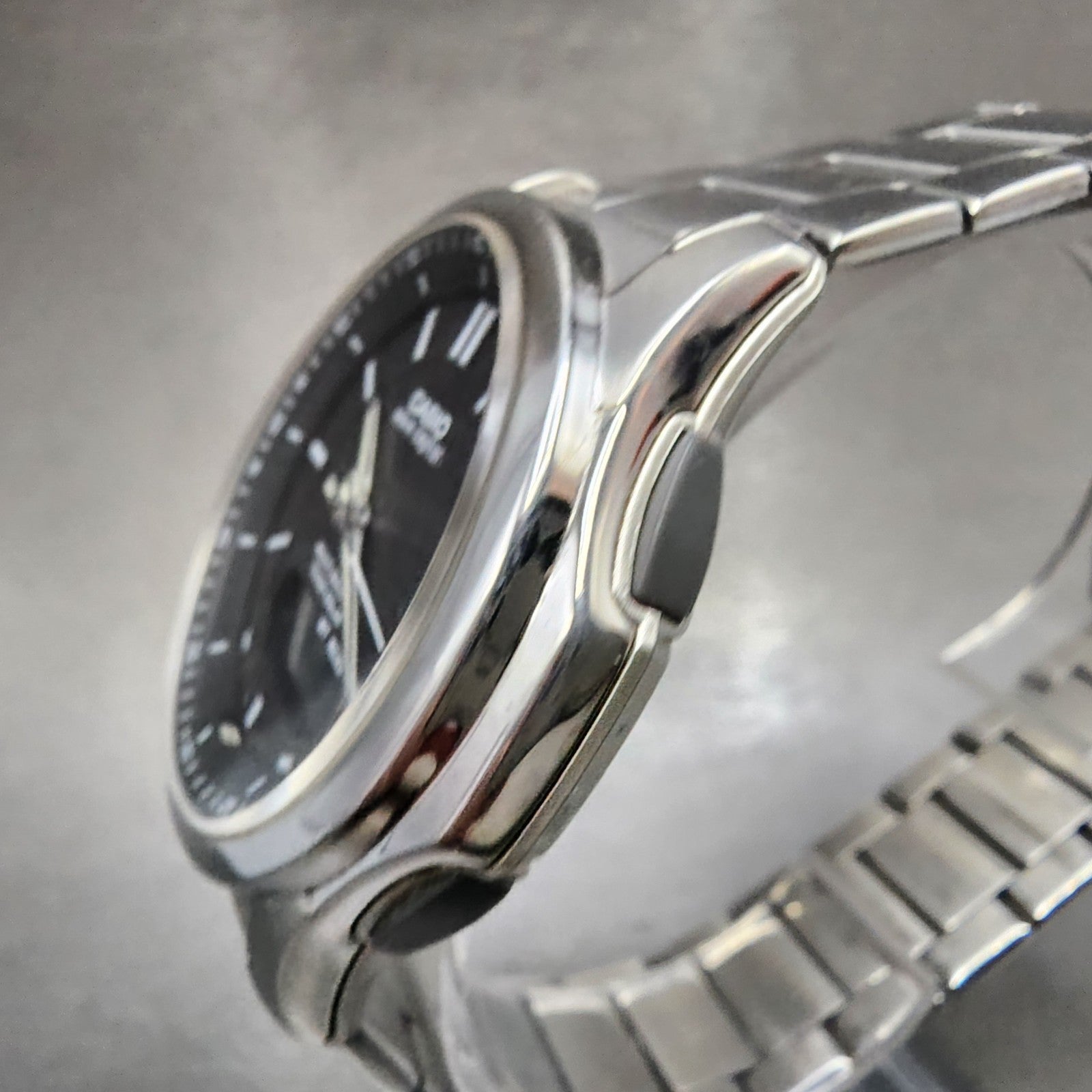 Casio Wave Ceptor Watch Men 42mm Black Dial Steel Solar Analog Digital Works B122