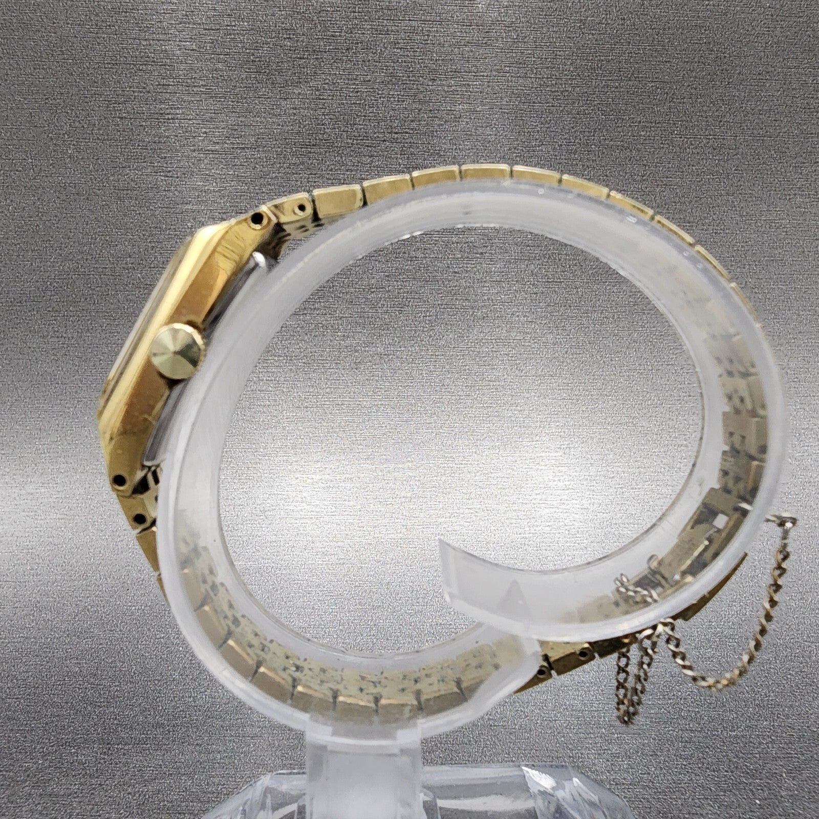 Seiko Tank Watch Women 12mm Champagne Dial Gold Tone Rectangle Manual Wind Runs6