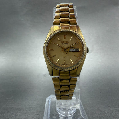 Seiko SQ Watch Women 25mm Gold Dial Gold Tone Daydate Round 2A23-0039 NewBat TPI5