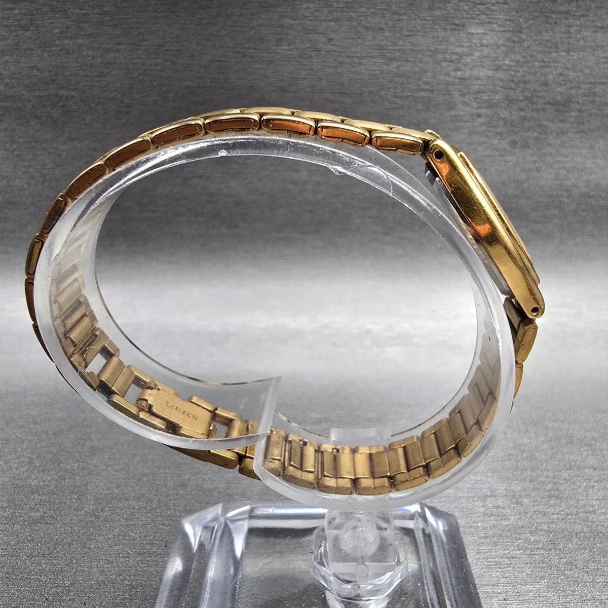 Citizen CQ Watch Women 15mm Champagne Dial Gold Tone 2250-S60805 New Battery JP28