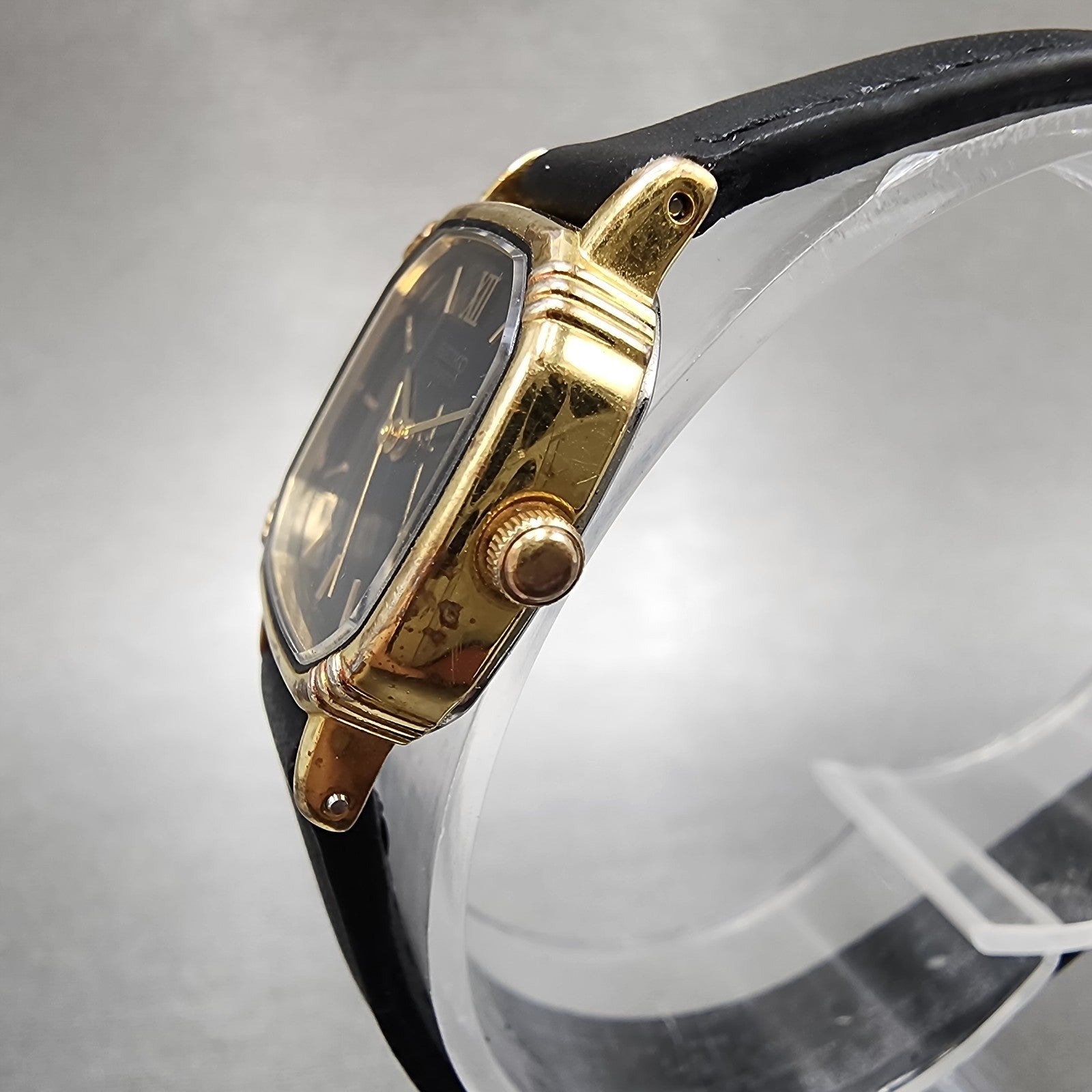 Seiko Watch Women 20mm Black Dial Gold Tone Square 7321507a New Battery2