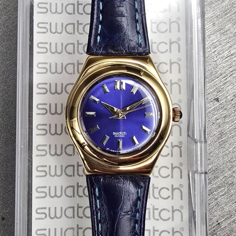 Swatch Irony Jenaye Watch Women 24mm Blue Dial Gold Tone Round YSG105C New Batt0