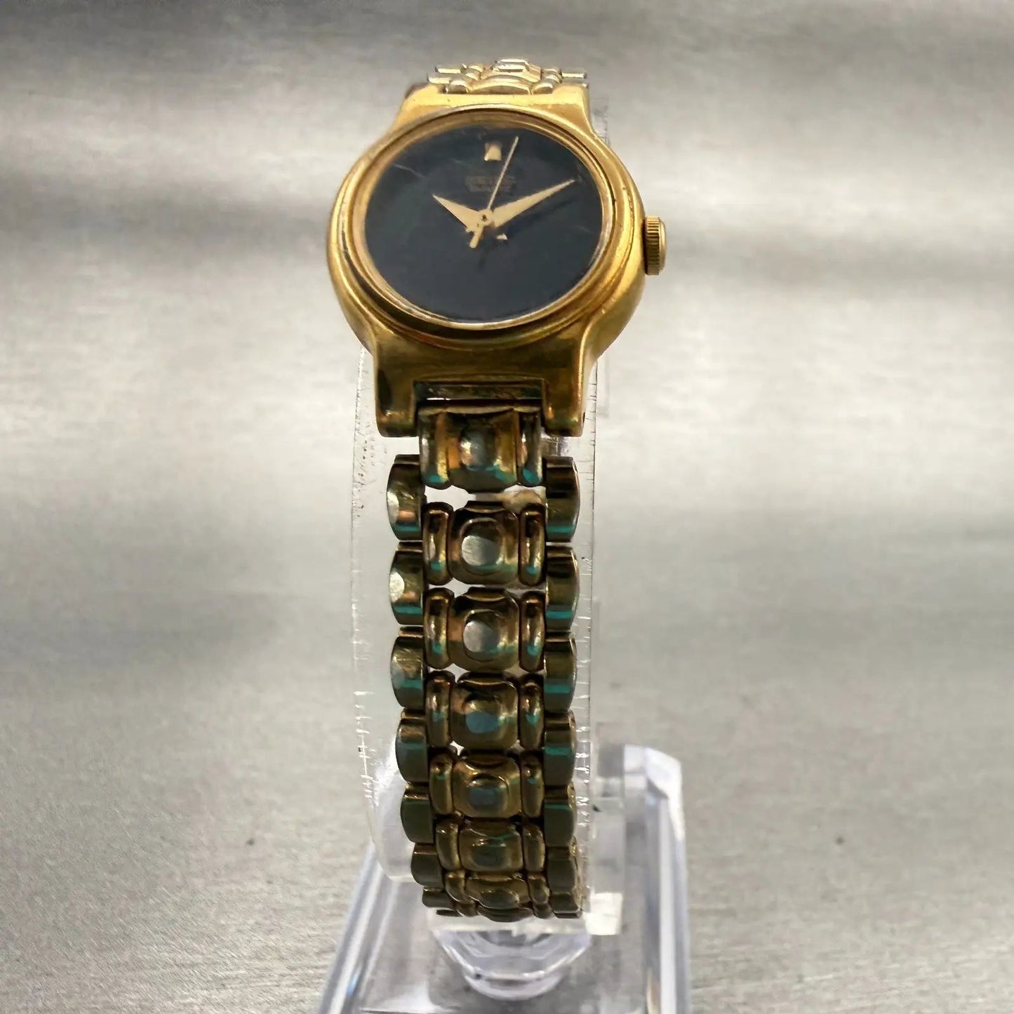 Seiko Watch Women 19mm Black Dial Gold Tone Round V401-0518 New Battery Vintage5