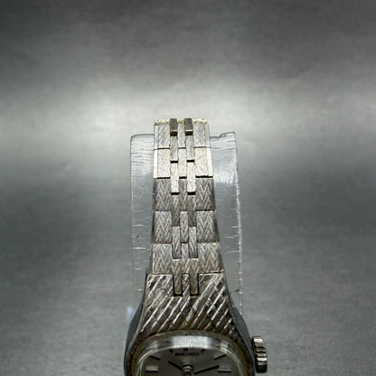 Seiko Watch Women 17mm Silver Dial Silver Tone Round 1120-3020 Manual Runs VTG4